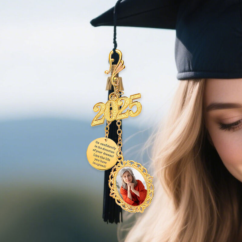 Customize Graduation Tassels to Add Photos of Loved Ones as Memory Gifts Memory Picture Pendant