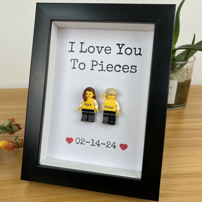 "I Love You To Pieces"Personalized Building Block Minifigure Frame Warm Valentine's Day Gift