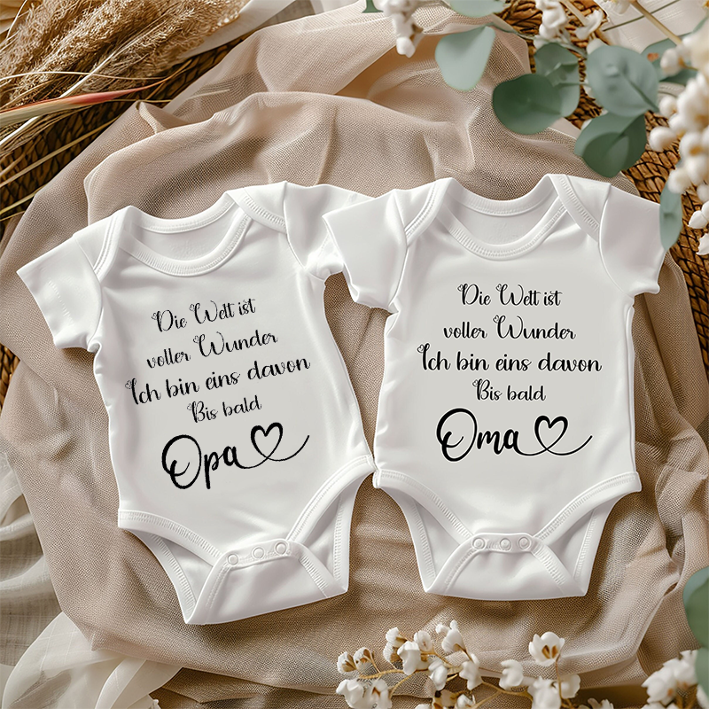 Personalized Baby Onesie The World Is Full Of Wonders I Am One Of Them German Version Baby Shower Gift